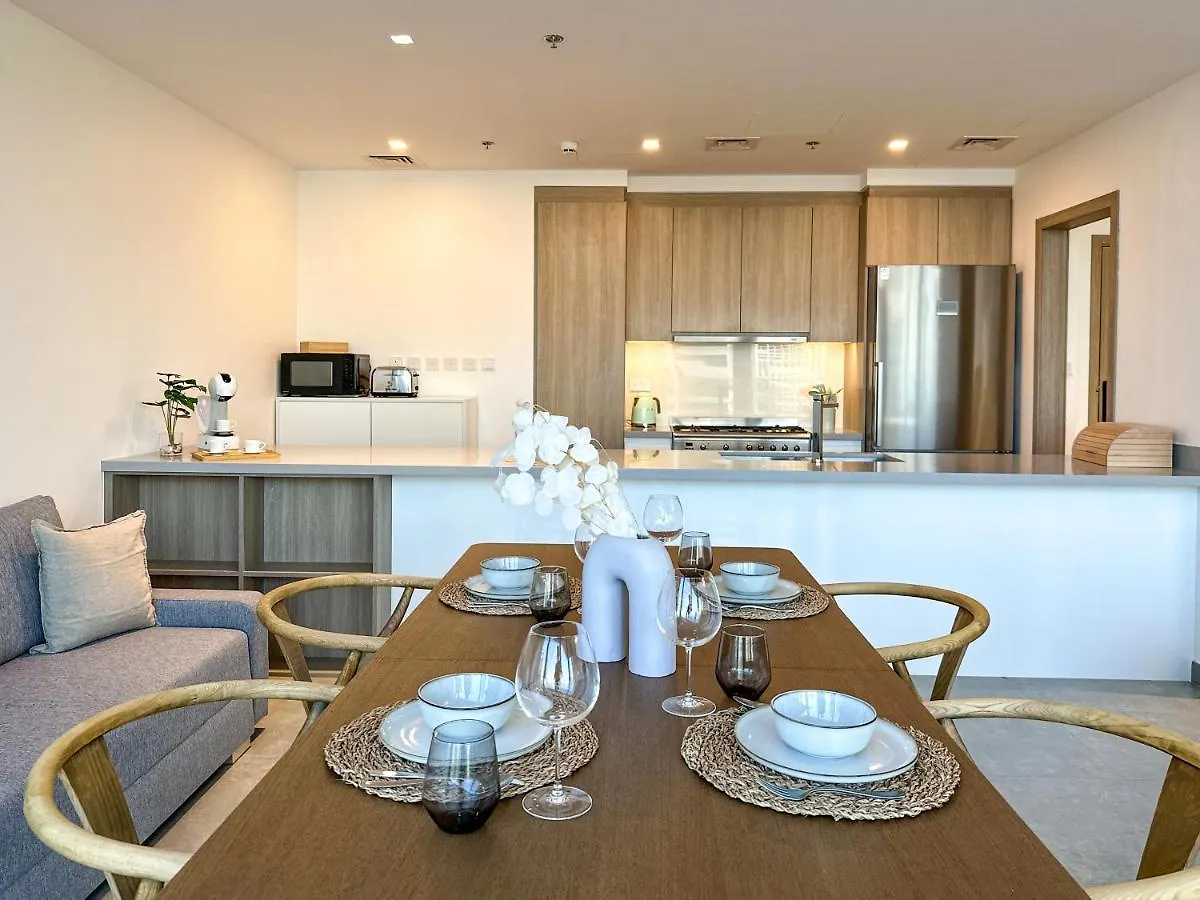Apartment Higuests - Stylish Condo With Balcony And Partial Marina View Dubai United Arab Emirates
