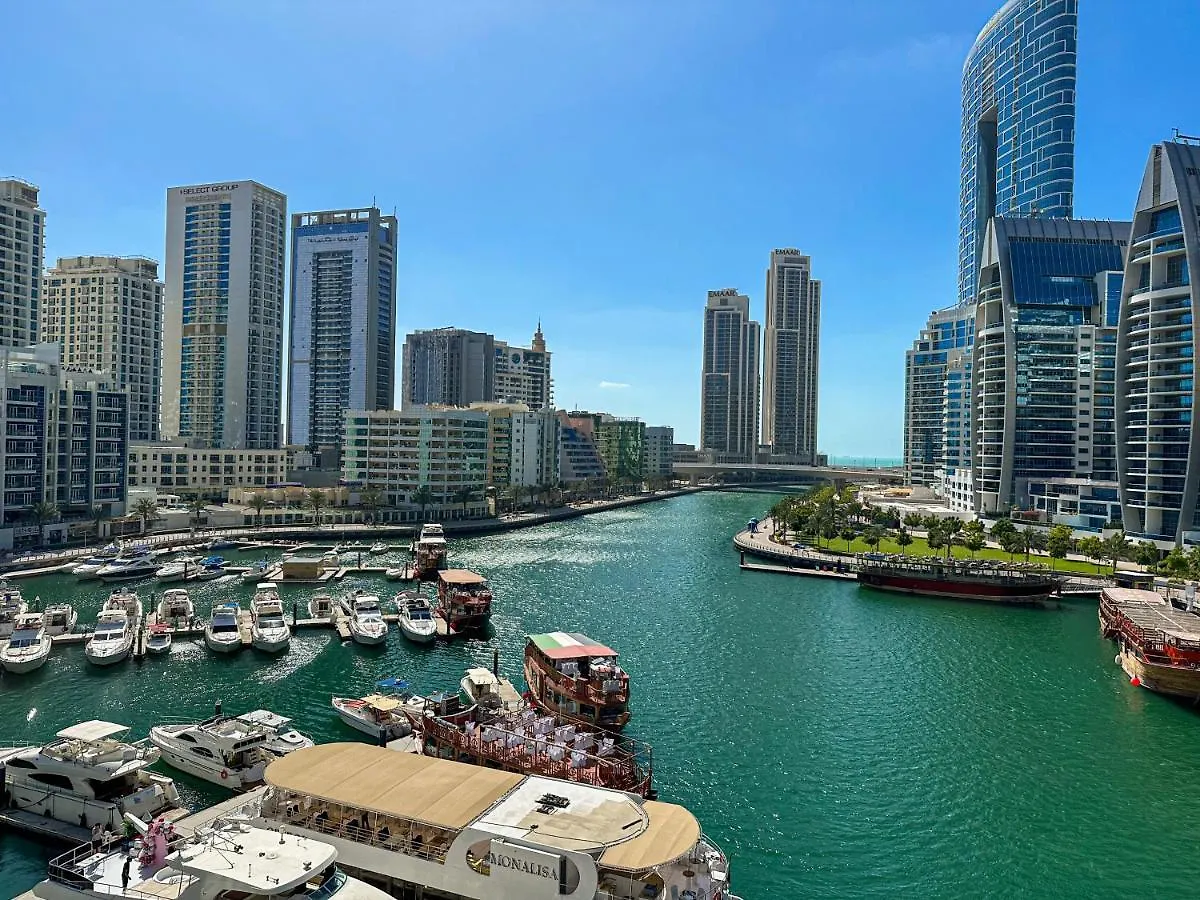 Higuests - Stylish Condo With Balcony And Partial Marina View Dubai Apartment