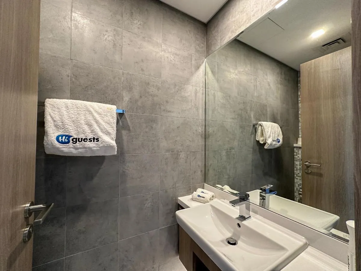 Higuests - Stylish Condo With Balcony And Partial Marina View Dubai