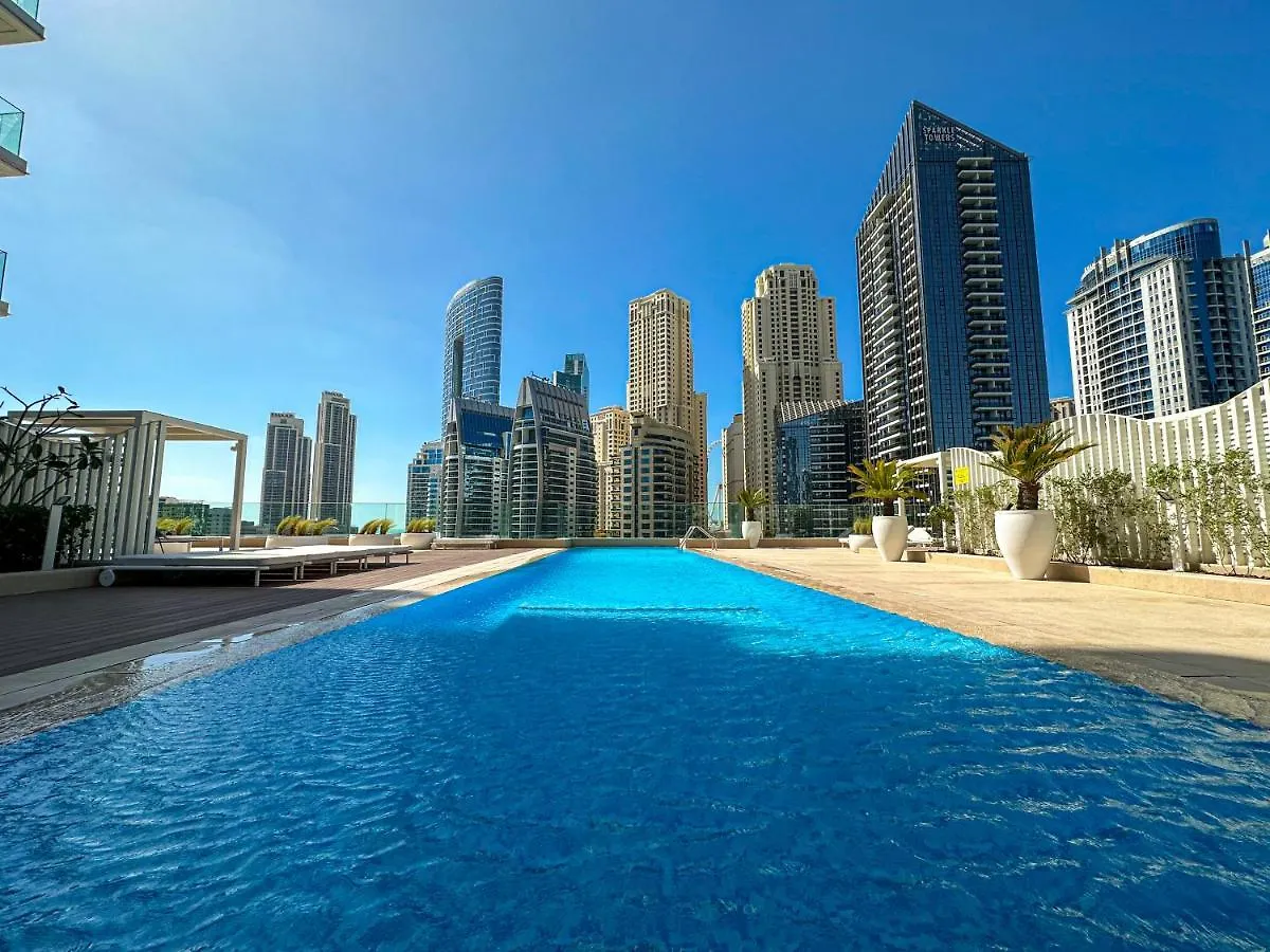Higuests - Stylish Condo With Balcony And Partial Marina View Dubai Apartment